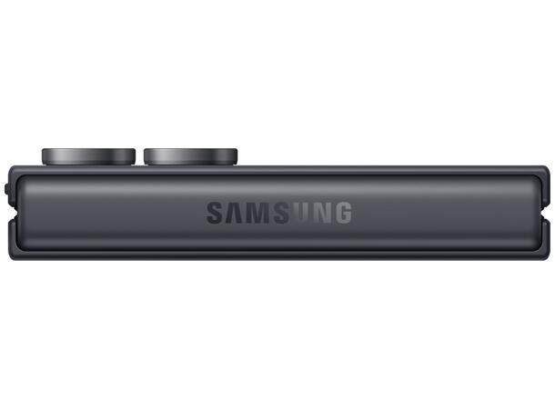 Samsung  Z Flip8 512GB Black Delivered without wall charger 